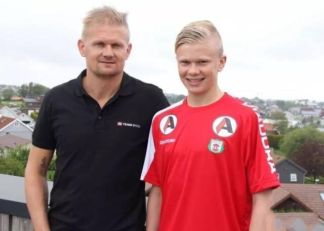 欧联杯-B费绝杀马奎尔失误 曼联2-1格拉斯哥流浪（欧联杯：B费补时绝杀，马奎尔失误，曼联2-1击败格拉斯哥流浪者）