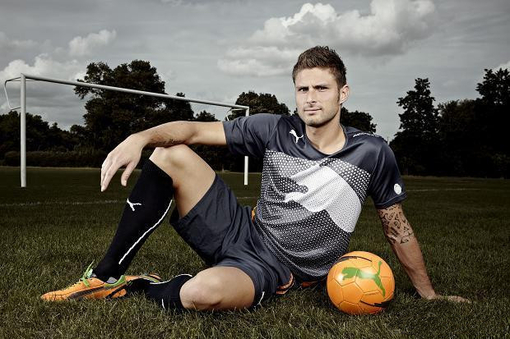 每体：阿莫林决定铁腕改革曼联，并已经采取了一系列措施