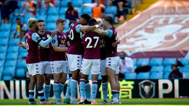 致敬李惠堂，赞助商犀旺送给魏祥鑫一颗柚子足球