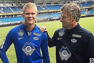 米体：卡利亚里门将卡普里莱受到了多家豪门俱乐部青睐