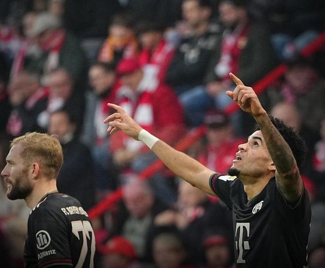 哈曼：多特引援有问题，小贝林、扬库托和席尔瓦至今没发挥作用（哈曼质疑多特引援：小贝林、扬库托与席尔瓦至今未见成效）