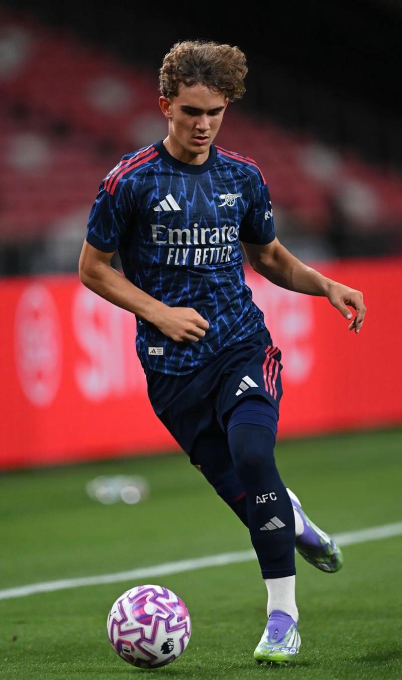 CBA杯战报：阿格拉瓦尼斯25分8板，合肥狂风峻茂100-80大胜江苏