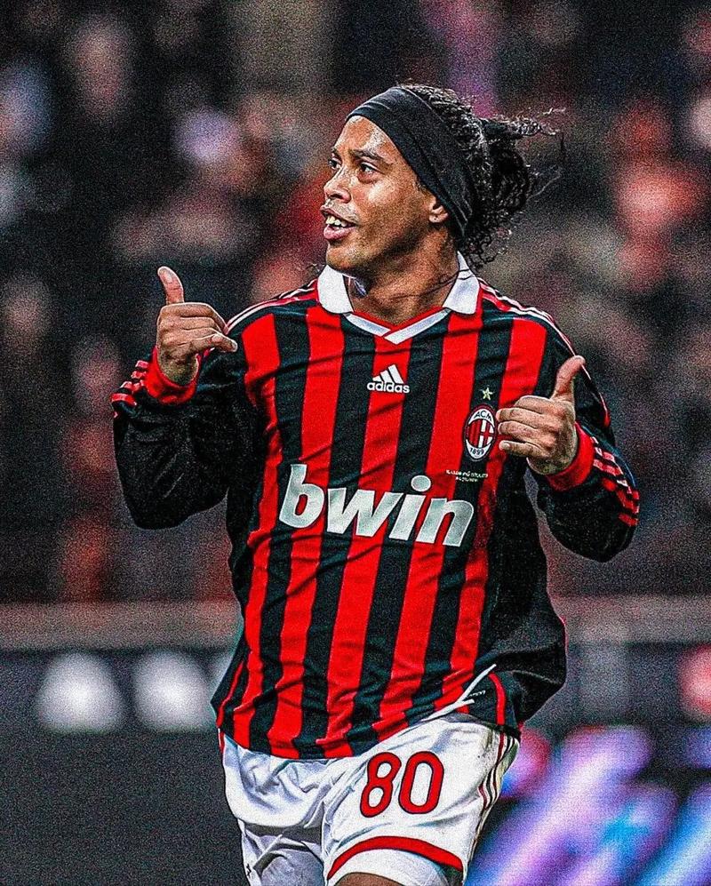 要拆了鹈鹕！？名记：湖人已询价赫伯特·琼斯&勇士报价墨菲（鹈鹕要被拆队？知名记者称湖人已询价赫伯特·琼斯，勇士已向特雷·墨菲三世报价）